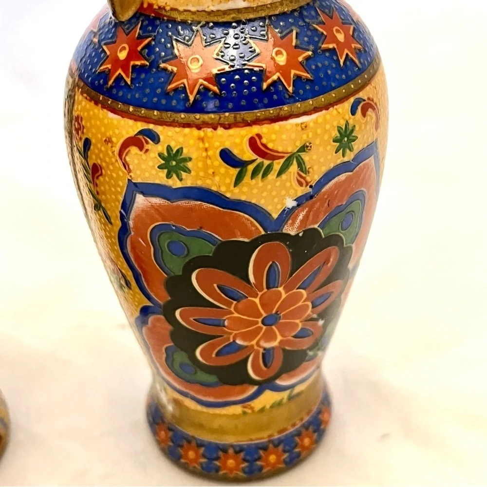 Japanese Satsuma Style Vases, Small Set of 2, Made in China, Vintage VGUC